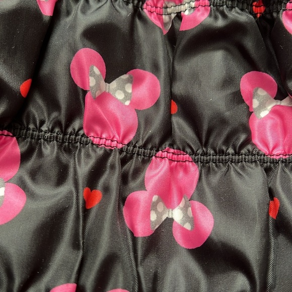 Beautiful Disney Minnie Mouse Winter Vest - Size 2T - Picture 6 of 9
